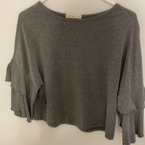 Hot Gal medium gray top
